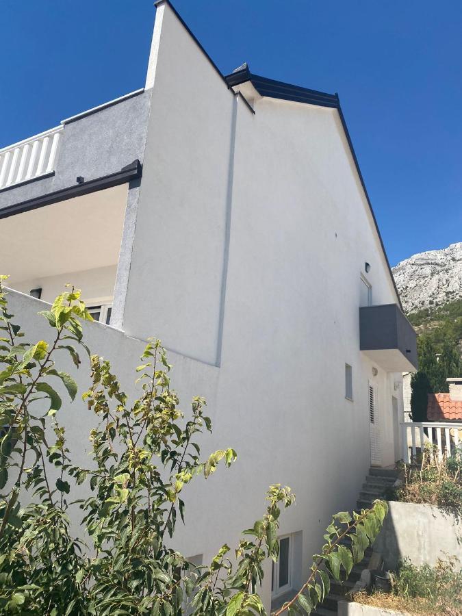 Apartment Stipic Omis Bagian luar foto