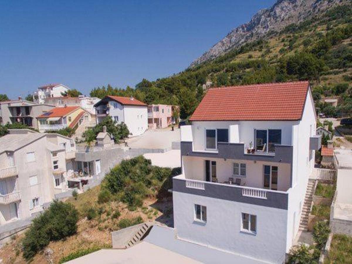 Apartment Stipic Omis Bagian luar foto