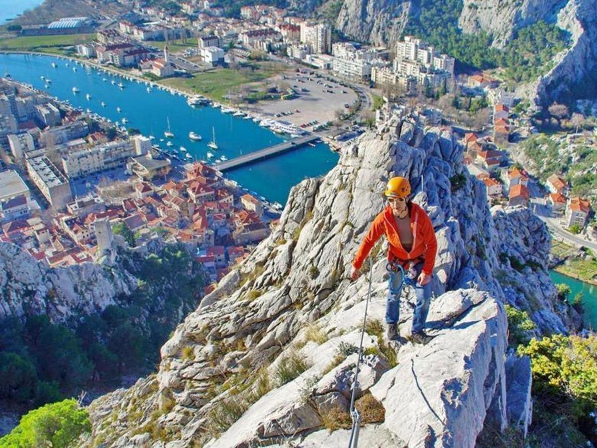 Apartment Stipic Omis Bagian luar foto